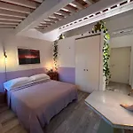 Santa Marta Rooms&studios 3*