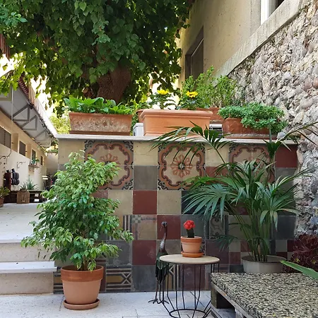 Santa Marta Rooms&studios Гостевой дом 3*