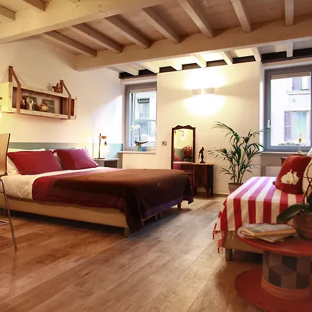 Casa Santa Marta Vendégház 3*