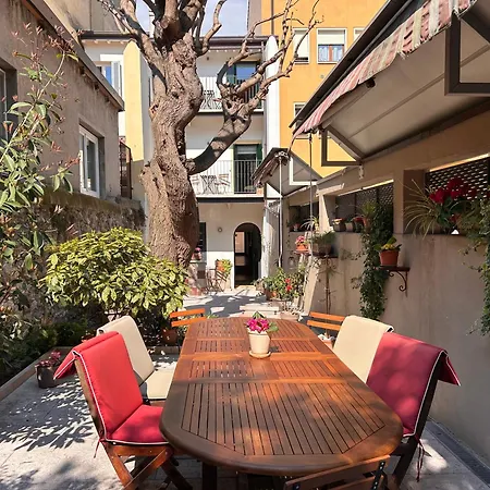 Casa Santa Marta Vendégház 3*