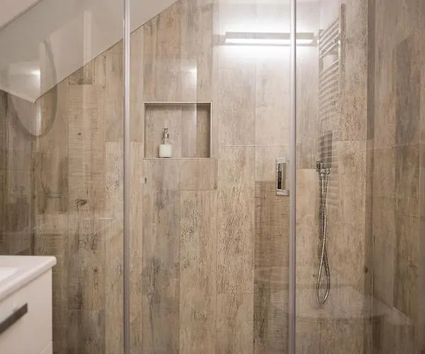 Santa Marta Rooms&studios 3* Verona