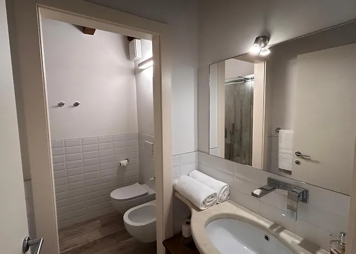 Santa Marta Rooms&studios Affittacamere Verona