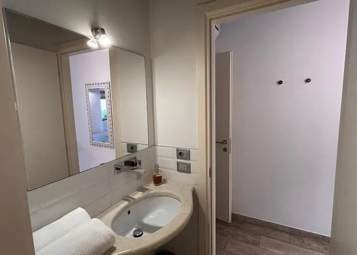 Гостевой дом Santa Marta Rooms&studios Верона