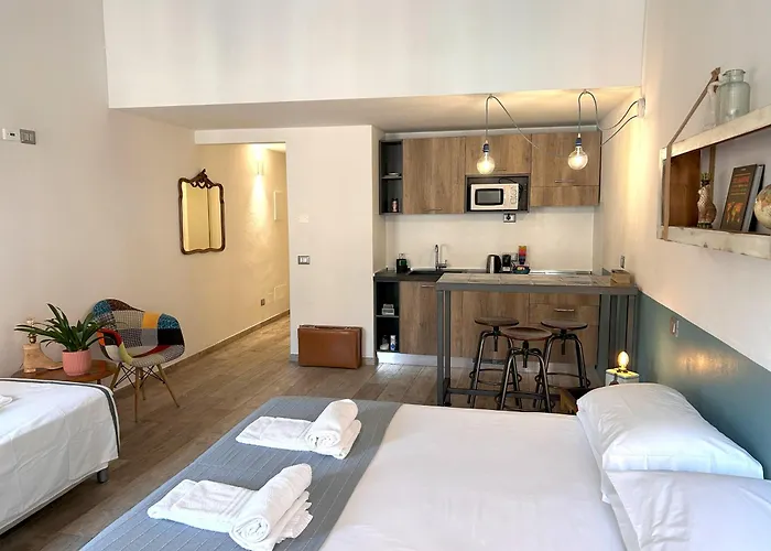 Santa Marta Rooms&studios ורונה