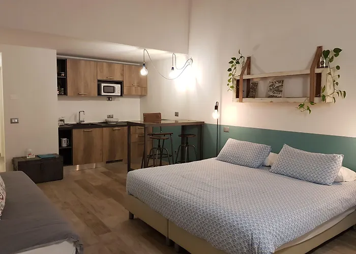 Santa Marta Rooms&studios Βερόνα
