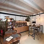 招待所 Santa Marta Rooms&studios 3*