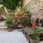 Santa Marta Rooms&studios 招待所